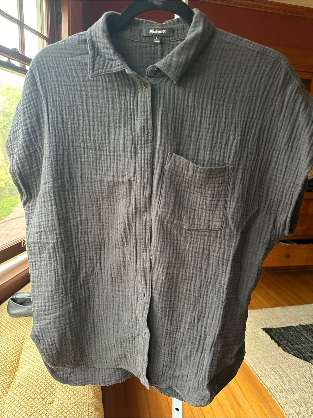 Madewell Charcoal Textured Short-Sleeve Button-Down Shirt